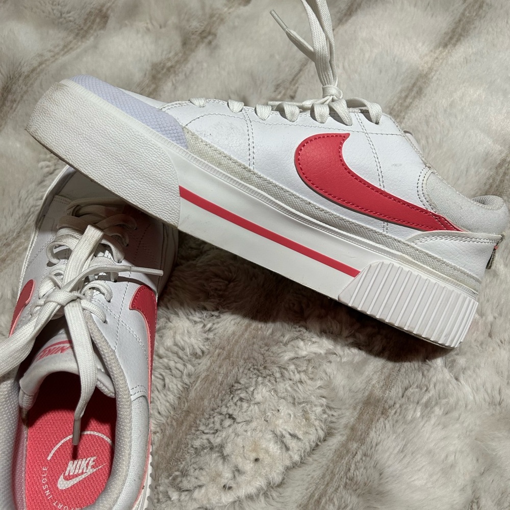 Nike White and Pink Women's Sneakers
